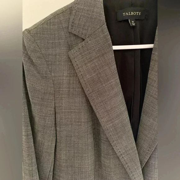 Woman’s Talbots Heather Grey Wool Blend Classic Long Sleeve Button Blazer Size10 - Picture 6 of 9
